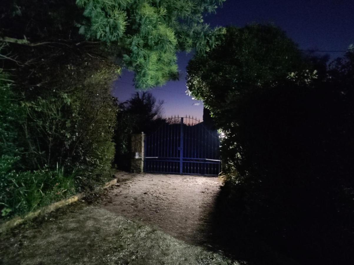 Chambre Chez L'Habitant " Les Ritieres " Plomeur Buitenkant foto